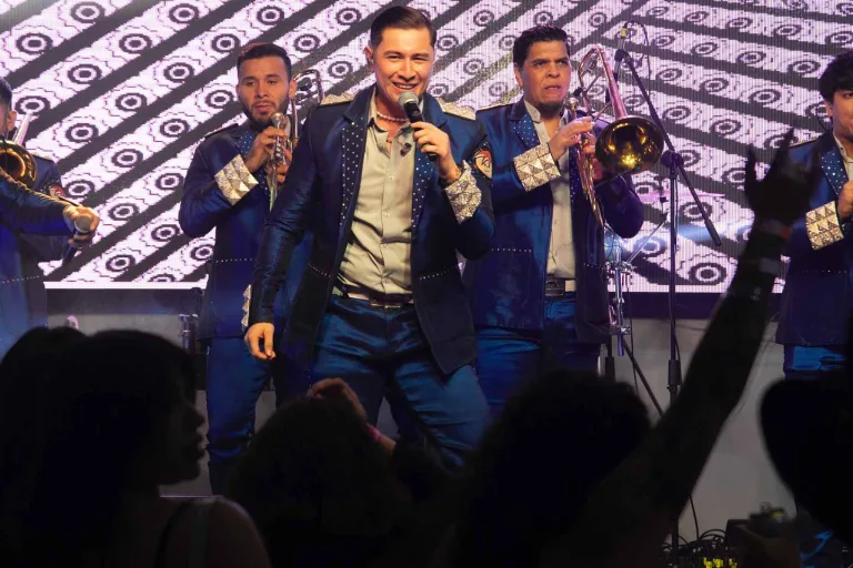 banda-los-recoditos-asalto