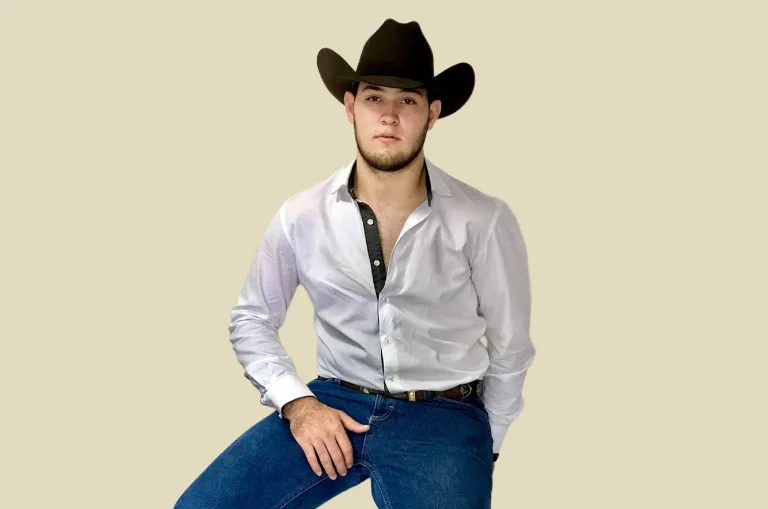Tony Elizondo, vocalista de Calibre 50