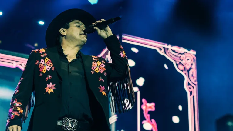 Julión Álvarez anuncia su primer concierto en Colombia en 2026