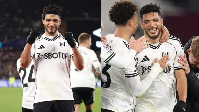 Raúl Jiménez celebra su gol con el Fulham ante West Ham en la Premier League