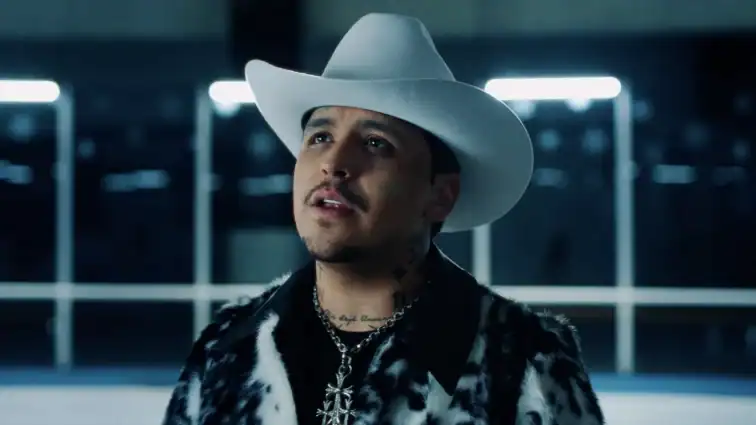 Christian Nodal genera polémica por supuesto parecido entre su canción Incompatibles y un tema de Grupo Firme